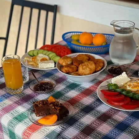 Villa Berat Pensjonat
