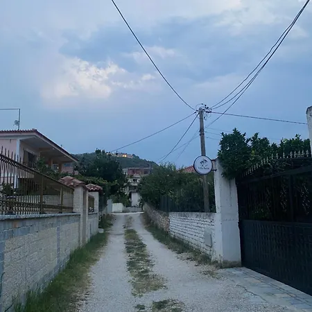 Villa Berat Pensjonat *