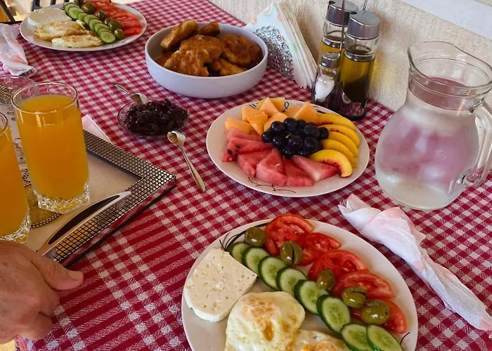 - View Of Castle & Traditional Breakfast Guest house