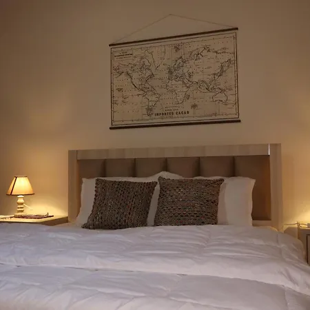 - View Of Castle & Traditional Breakfast Guest house