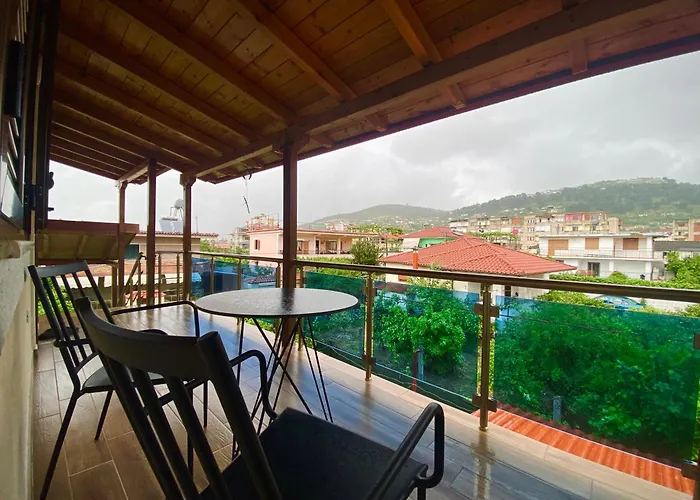 - View Of Castle & Traditional Breakfast Berat